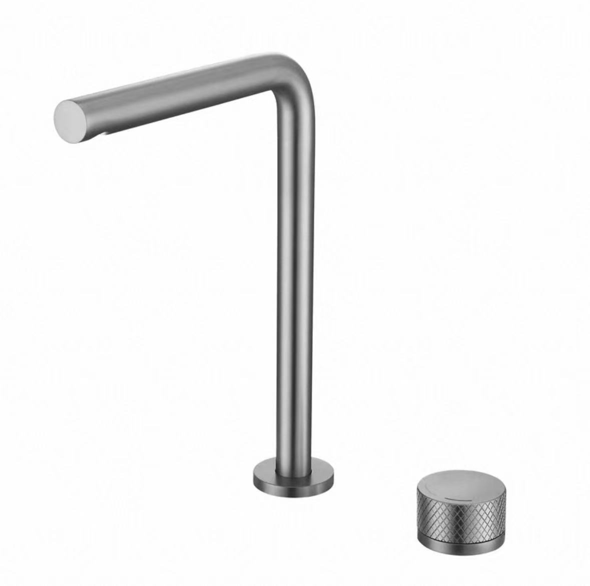 Purong Itim na Geometric Split Faucet